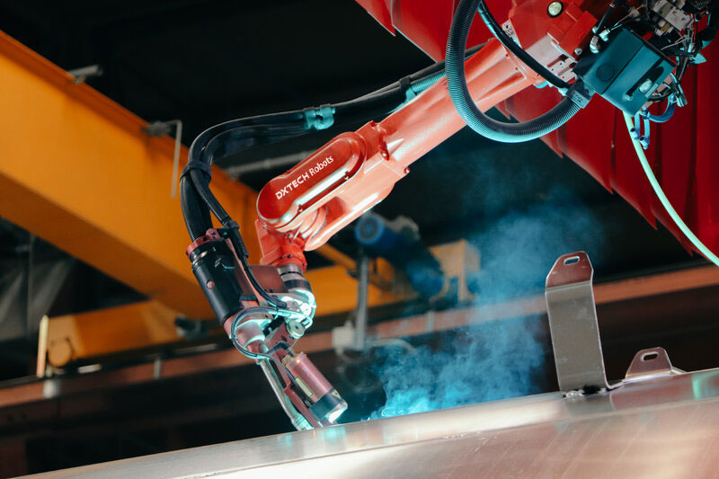 dxtech robot arm welding