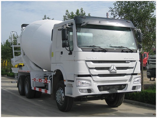 Howo 6x4 Concrete Mixer Truck for Sale in Nigeria