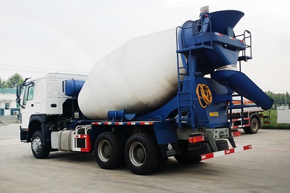 Howo 6x4 Concrete Mixer Truck for Sale in Nigeria